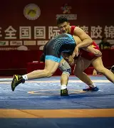 河套雷霆队鏖战三湘金雕队,摔跤附加赛小胜,替补奇兵立功。本土核心状态回升 河套雷霆队鏖战三湘金雕队,摔跤附加赛小胜,替补奇兵立功。本土核心状态回升