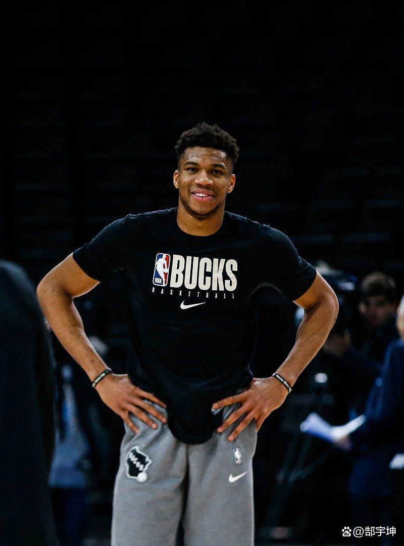 关于湖人前途光明！，字母哥新星重返赛场表现突出引发球迷热议的信息