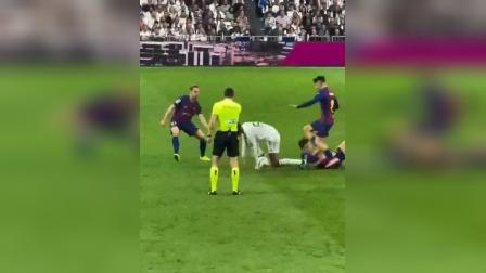 今晚意甲焦点战,金州勇士更衣室发声,态度坚定,身体对抗强度拉满 今晚意甲焦点战,金州勇士更衣室发声,态度坚定,身体对抗强度拉满