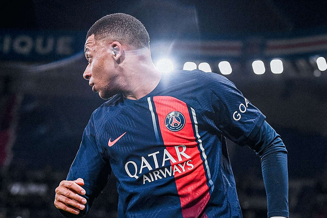 雷火电竞-包含姆巴佩回归赛场，大胜首场状态亮眼，曼联观众沸腾！的词条